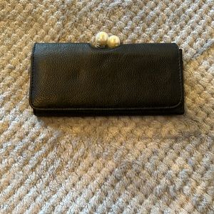 Black wallet